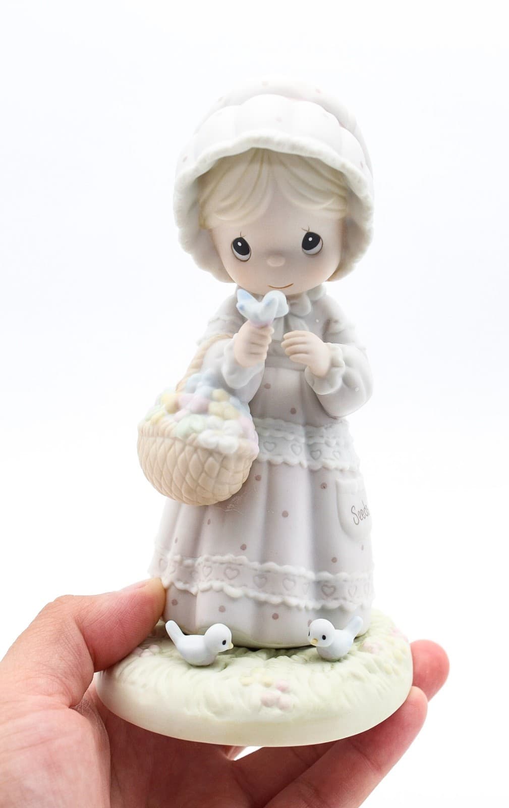 Precious Moments The Lord Will Provide Enesco Porcelain Figurine 1992 - Thumbnail 8