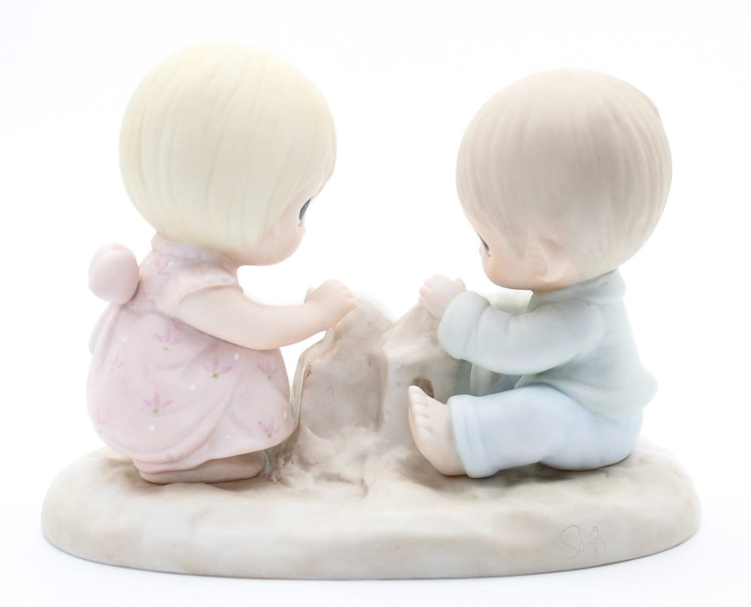Precious Moments God Bless Our Home Enesco Porcelain Figurine 1984 - Thumbnail 3