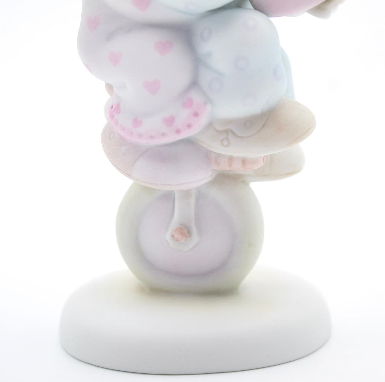 Precious Moments Lord Help Us Keep Our Act Together Porcelain Figurine 1986 - Thumbnail 4
