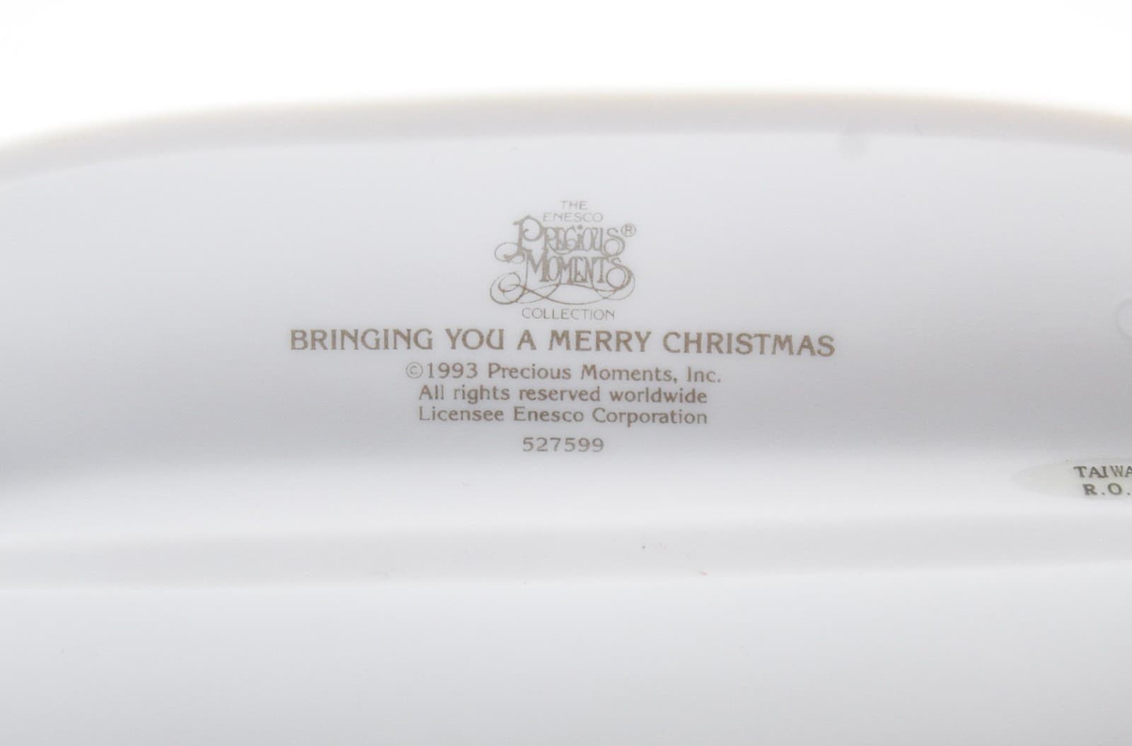 Precious Moments Bringing You A Merry Christmas Enesco Porcelain Figurine 1993 - Thumbnail 3