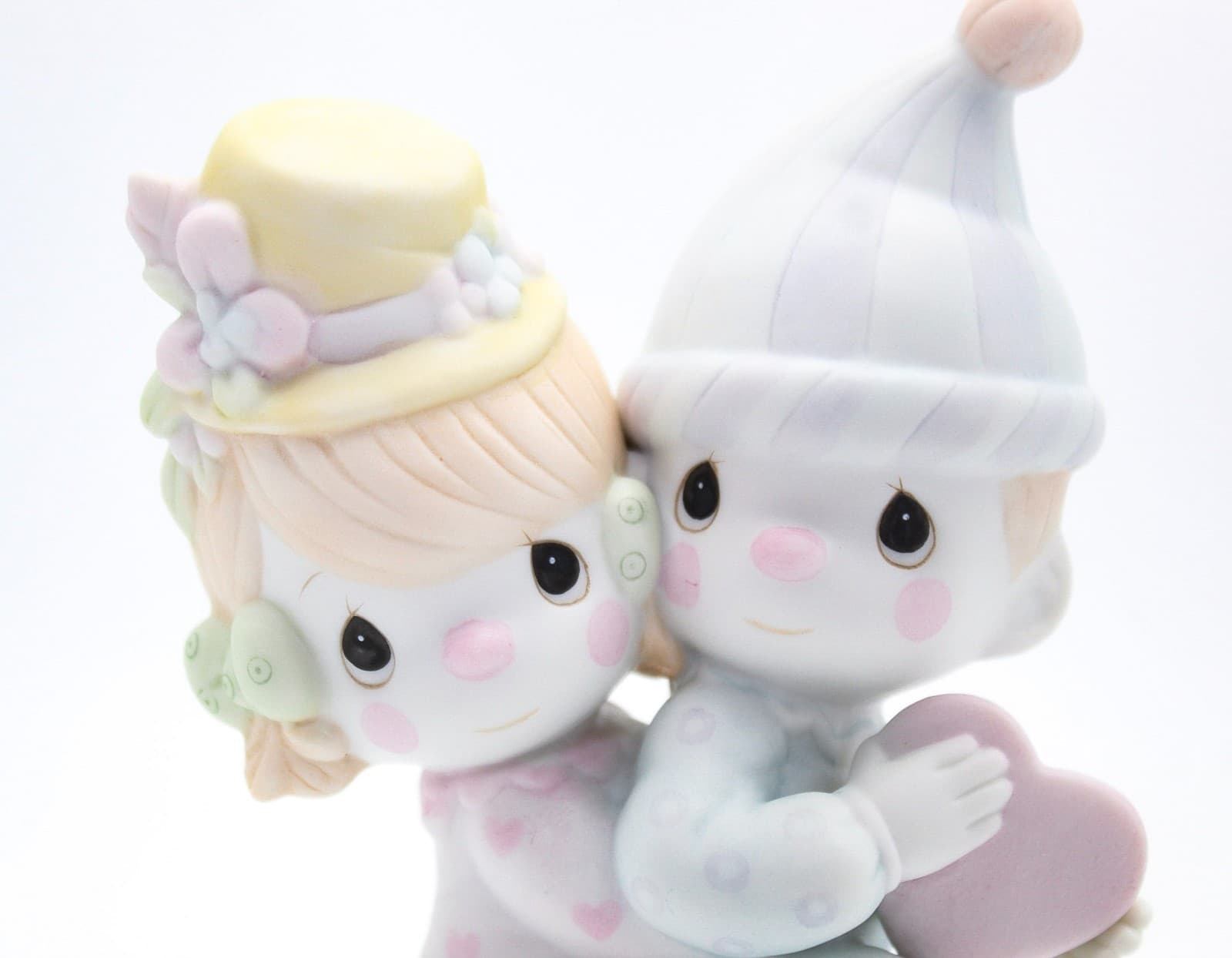 Precious Moments Lord Help Us Keep Our Act Together Porcelain Figurine 1986 - Thumbnail 2