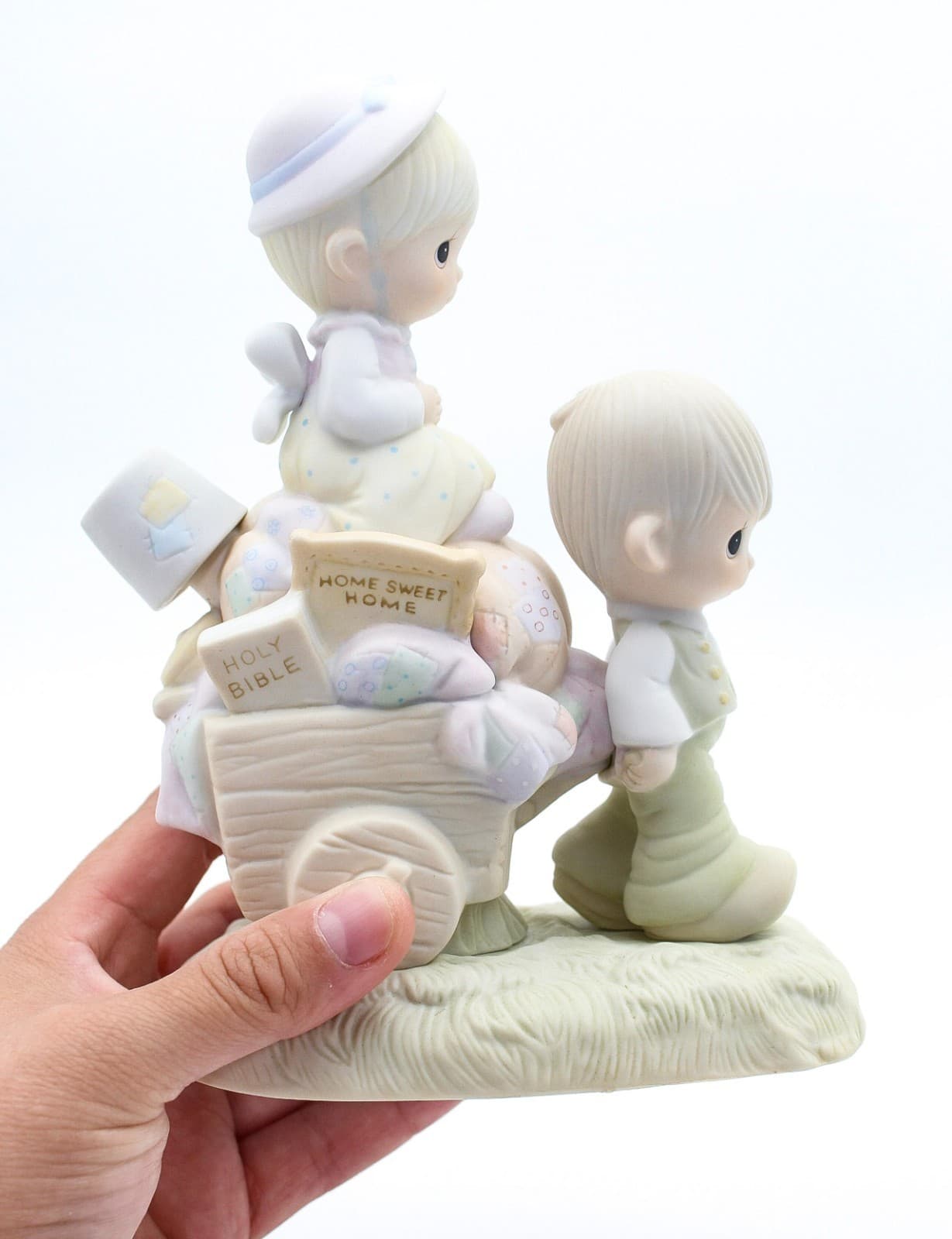 Precious Moments Walking By Faith Enesco Porcelain Figurine 1979 - Thumbnail 7