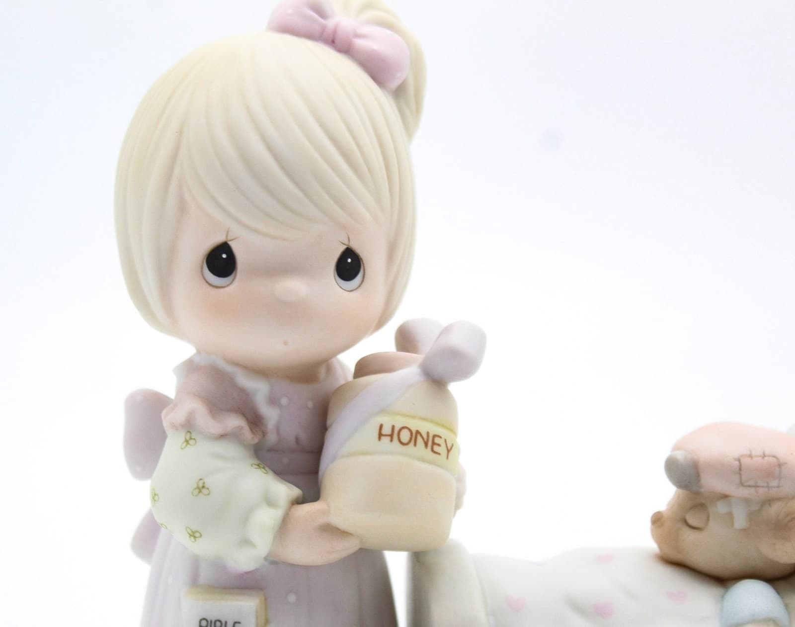 Precious Moments Make Me A Blessing Enesco Porcelain Figurine 1986 - Thumbnail 2