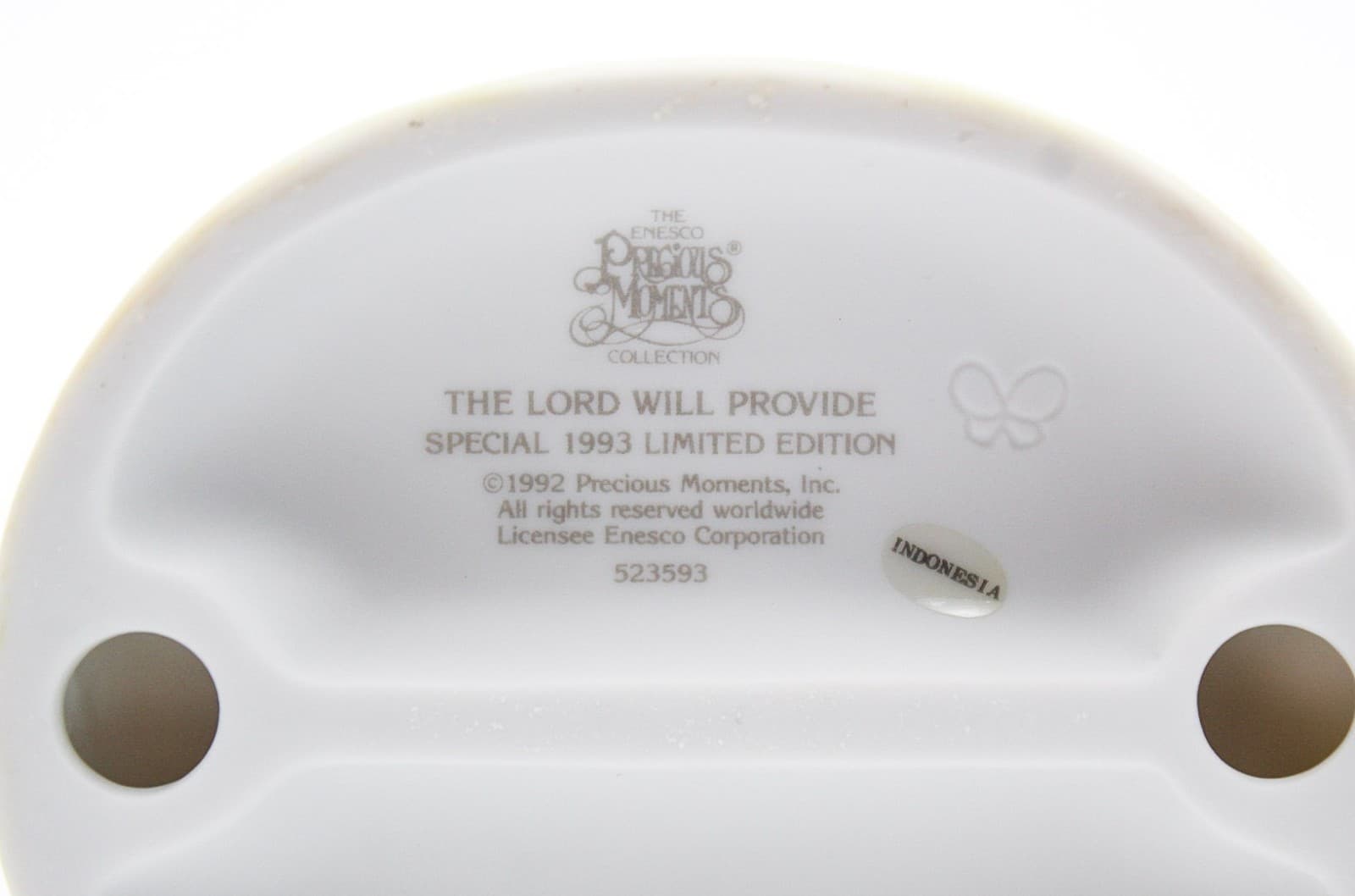Precious Moments The Lord Will Provide Enesco Porcelain Figurine 1992 - Thumbnail 7