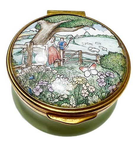ENGLISH ENAMELS "The Poetry Of Love" Franklin Mint Hand Painted Trinket Box - Image 1