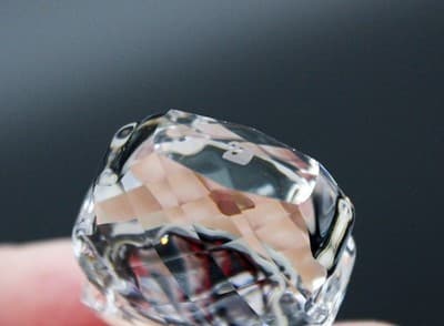 Swarovski Happy Moments Santa Claus Crystal Retired Christmas Jeweled Ornament - Thumbnail 4