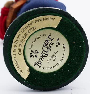 Byers' Choice 2004 Dutch Boy With Cookie Mold The Carolers Christmas Doll - Thumbnail 2