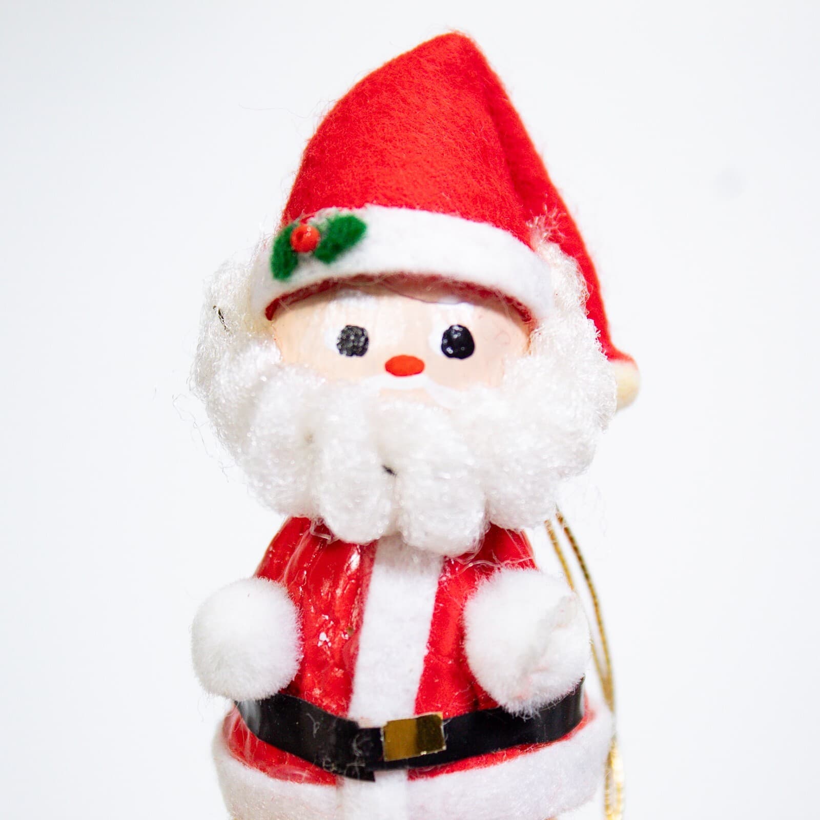 Lot Of 3 Wooden Christmas Santa Claus Mrs. Claus Festive Dog Figurine Ornaments - Thumbnail 6