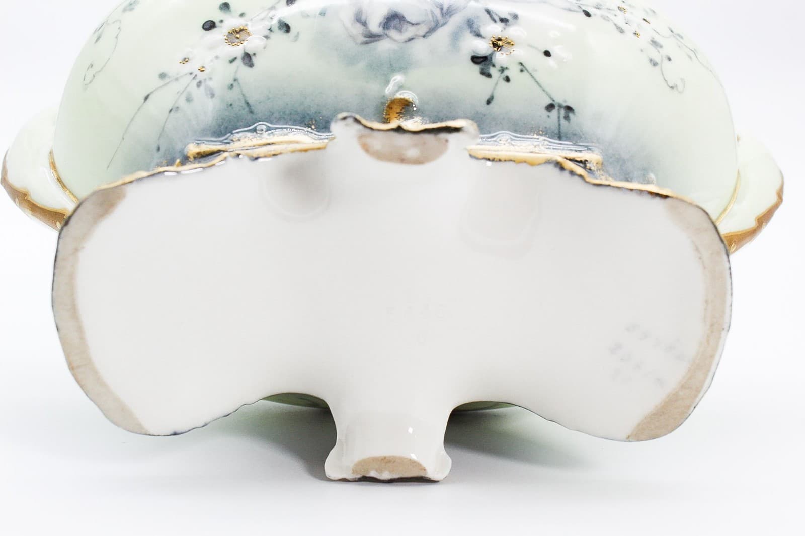 Antique Hand Painted Vienna Porcelain Centerpiece Bowl/Jardiniere Cherub Motif - Thumbnail 8