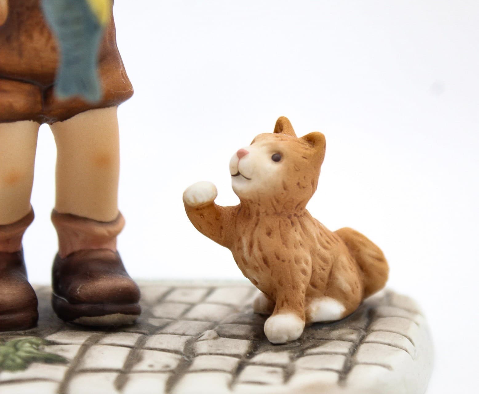 Berta Hummel Goebel What A Catch #BH153 Germany Matte Porcelain Figurine In Box - Thumbnail 6