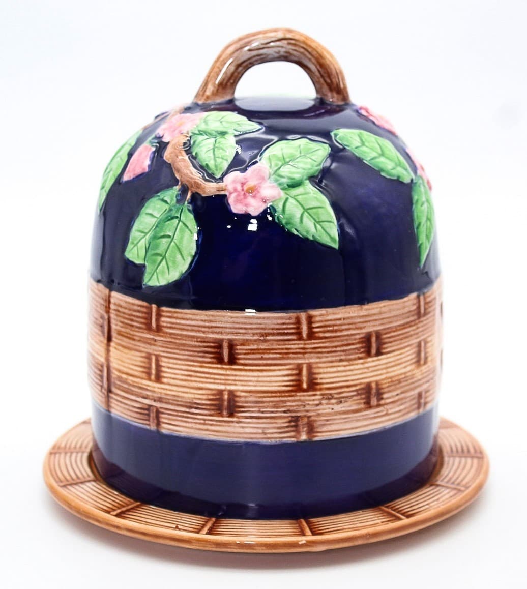 Majolica Hand Painted Pottery Hand Painted Weaved Covered Dome Cheese Dish 7.5" - Thumbnail 11