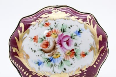 Limoges France Peint Main Antique Hand Painted Floral Burgundy Porcelain Box - Thumbnail 3