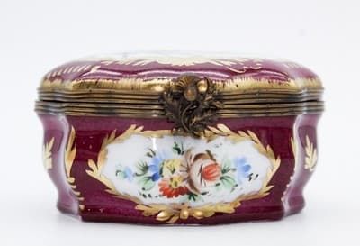 Limoges France Peint Main Antique Hand Painted Floral Burgundy Porcelain Box - Thumbnail 7