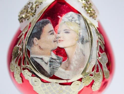 Antique Mercury Glass & Paper Newly Weds Motif European Red Christmas Ornament - Thumbnail 3