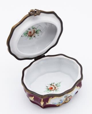 Limoges France Peint Main Antique Hand Painted Floral Burgundy Porcelain Box - Thumbnail 5