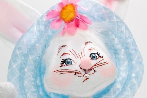 Vtg 2013 ANNALEE Mobilitee "Spring Time Girl Bunny" Easter Artisan Doll 7" - Thumbnail 2