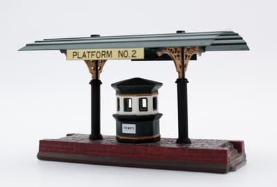 Department 56 Victoria Station Train Platform Heritage Village Accessories 1pc - Thumbnail 7