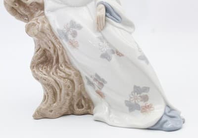 Lladro Geisha Sitting Spain Glossy Large Porcelain Figure By Vicente Martinez - Thumbnail 9