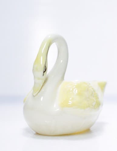 Vintage BELLEEK Ireland Porcelain Swan Animal Motif Gravy Boat/Creamer - Thumbnail 6