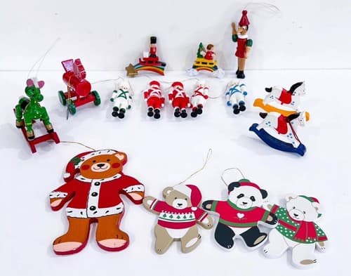 Lot of 16 Vintage Wooden Hand Painted Christmas Ornaments - Thumbnail 2