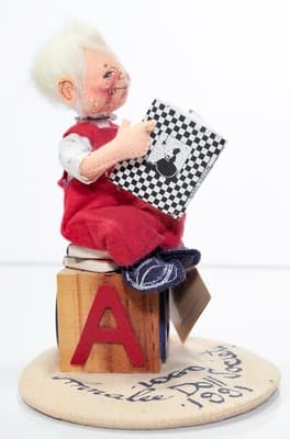 1991 ANNALEE MOBILITEE Storyteller Mother Goose Artisan Doll Society NWT - Thumbnail 6