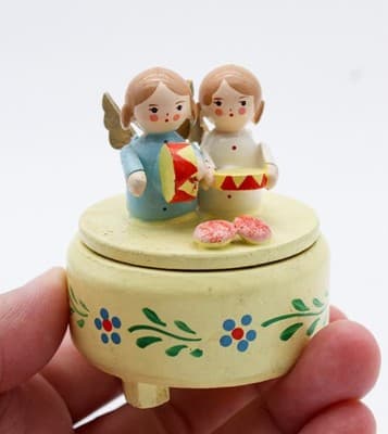 Vintage Made In Italy Hand Painted Wood Musician Angels Trinket Box - Thumbnail 2