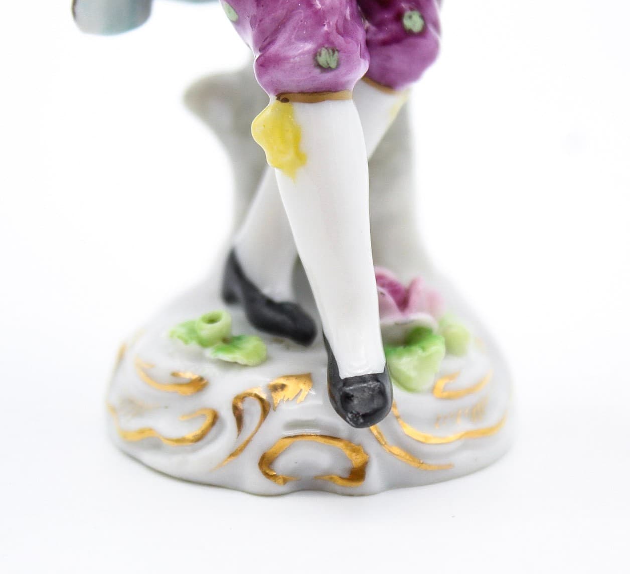 Antique Sitzendorf Germany Hand Painted Boy With Flowers Porcelain Figurine 4.5" - Thumbnail 5