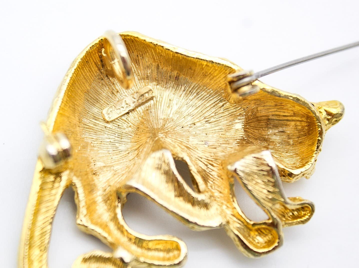 Vintage Park Lane Leopard Brooch Gold Tone Black Enamel Cheetah Pendant Pin - Thumbnail 6