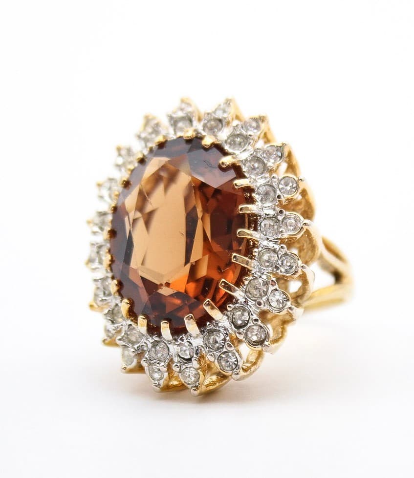 Vintage Oval Topaz Glass Crystal Halo Gold Tone Cocktail Ring Size 7 - Thumbnail 9