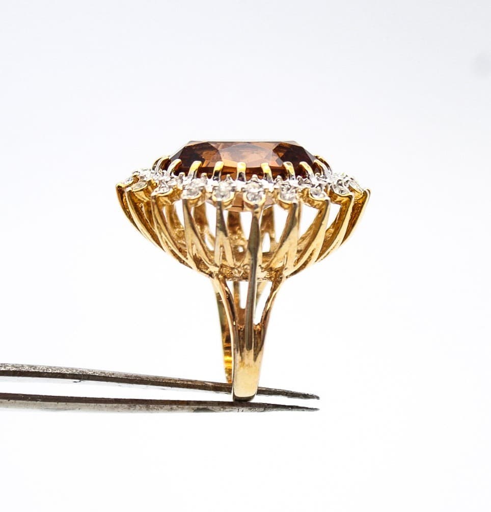 Vintage Oval Topaz Glass Crystal Halo Gold Tone Cocktail Ring Size 7 - Thumbnail 7