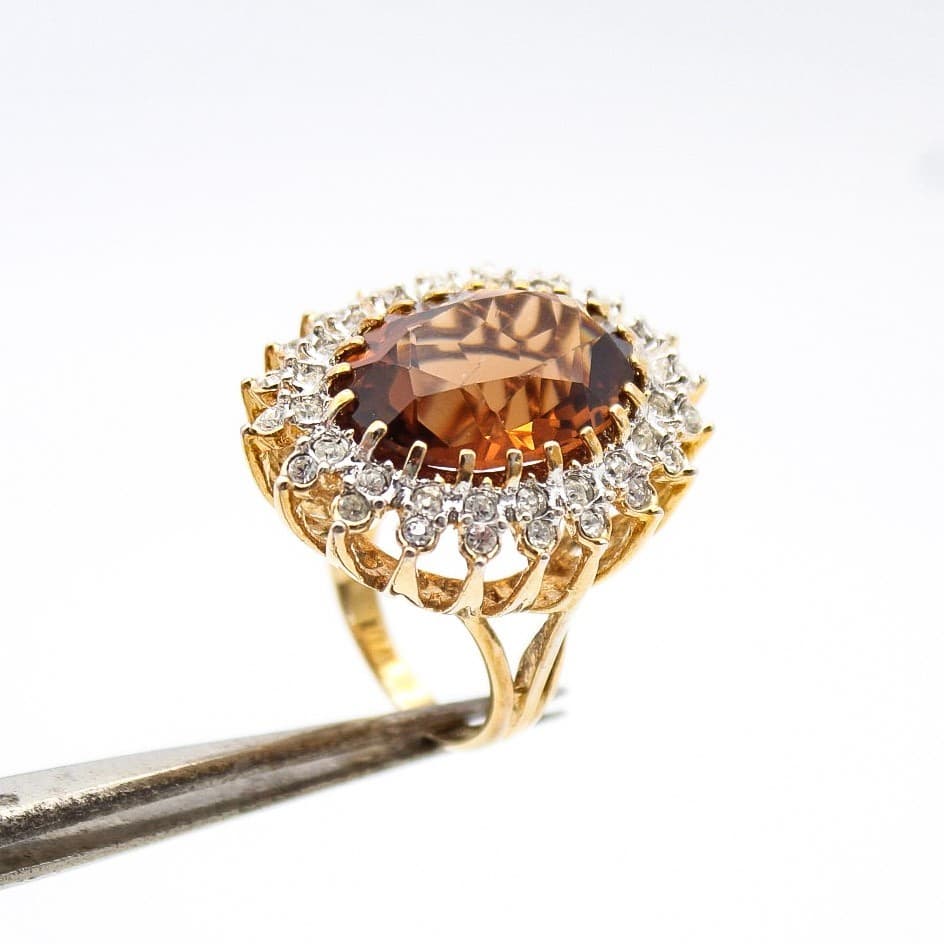Vintage Oval Topaz Glass Crystal Halo Gold Tone Cocktail Ring Size 7 - Thumbnail 6