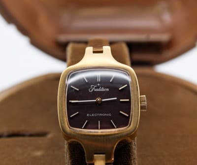 Vintage TRADITION Electronic Burgundy Dial Gold Tone Ladies Wristwatch In Box - Thumbnail 9
