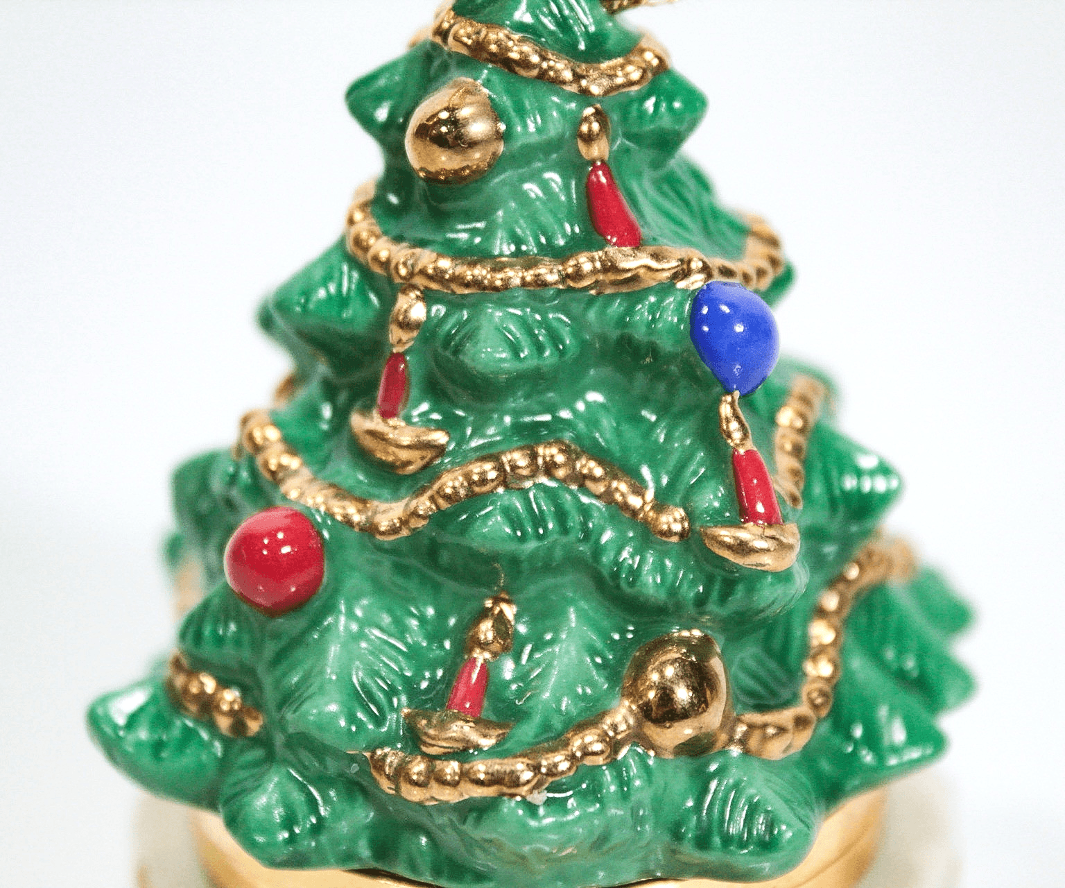 Vintage 2003 LENOX China Treasures Christmas Tree Trinket Box Holiday Ornament - Thumbnail 3