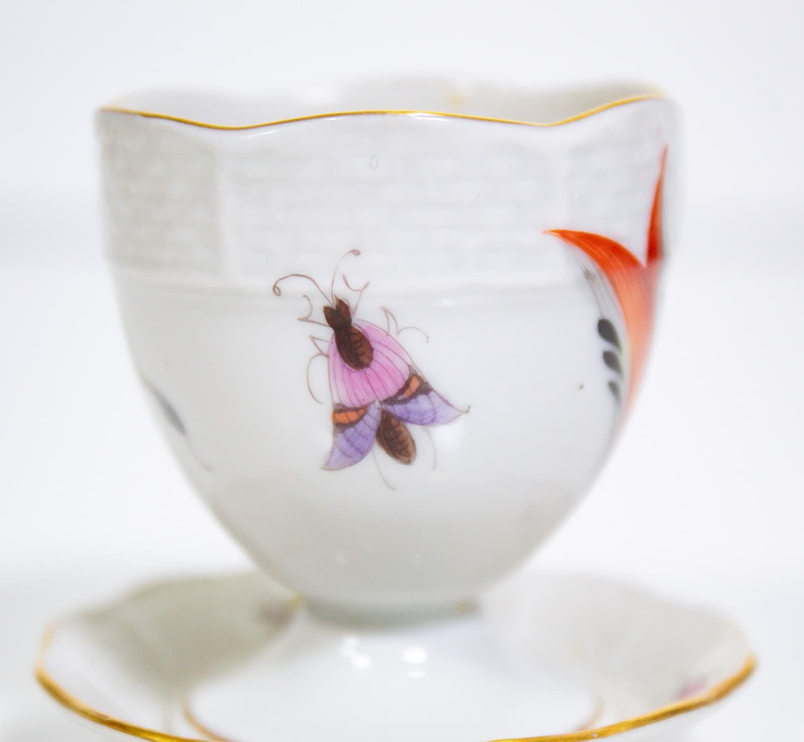 HEREND HUNGARY White Porcelain Gold Trim Fruit & Animal Design Egg Cup - Thumbnail 2