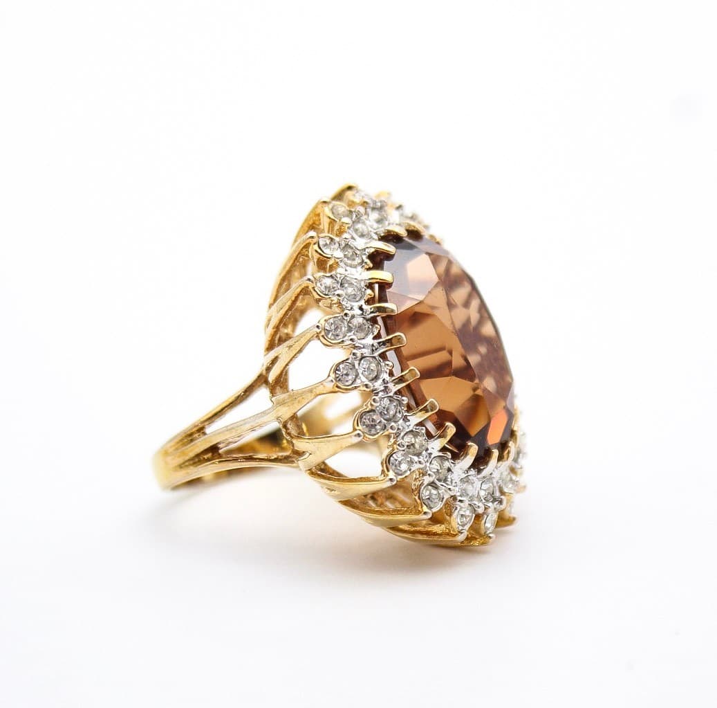 Vintage Oval Topaz Glass Crystal Halo Gold Tone Cocktail Ring Size 7 - Thumbnail 3