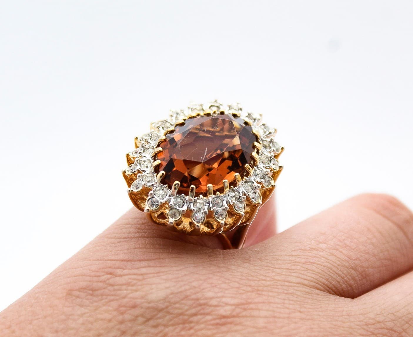 Vintage Oval Topaz Glass Crystal Halo Gold Tone Cocktail Ring Size 7 - Thumbnail 8