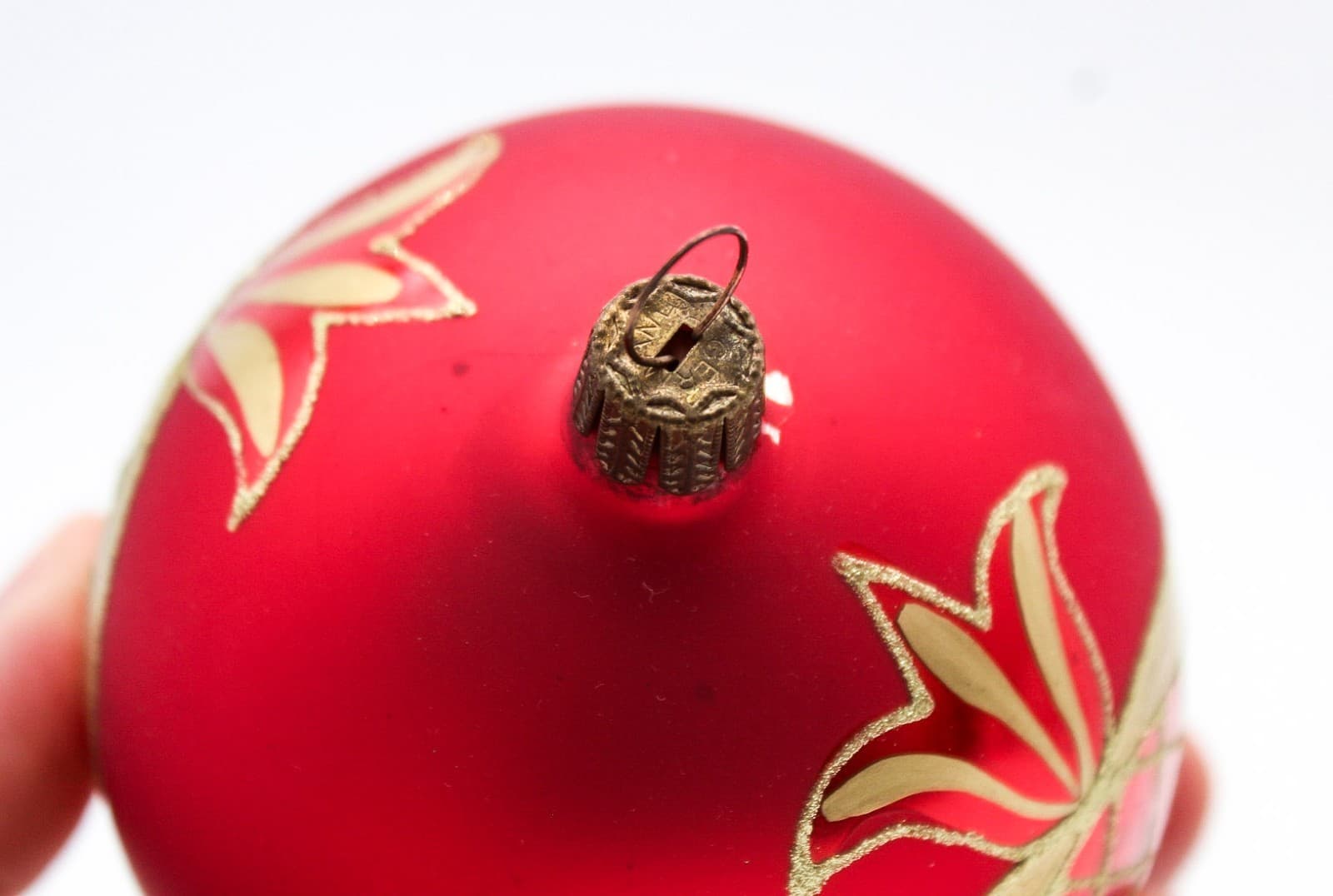 Vintage Germany Red & Gold Hand Painted Glitter Lattice Glass Christmas Ornament - Thumbnail 4