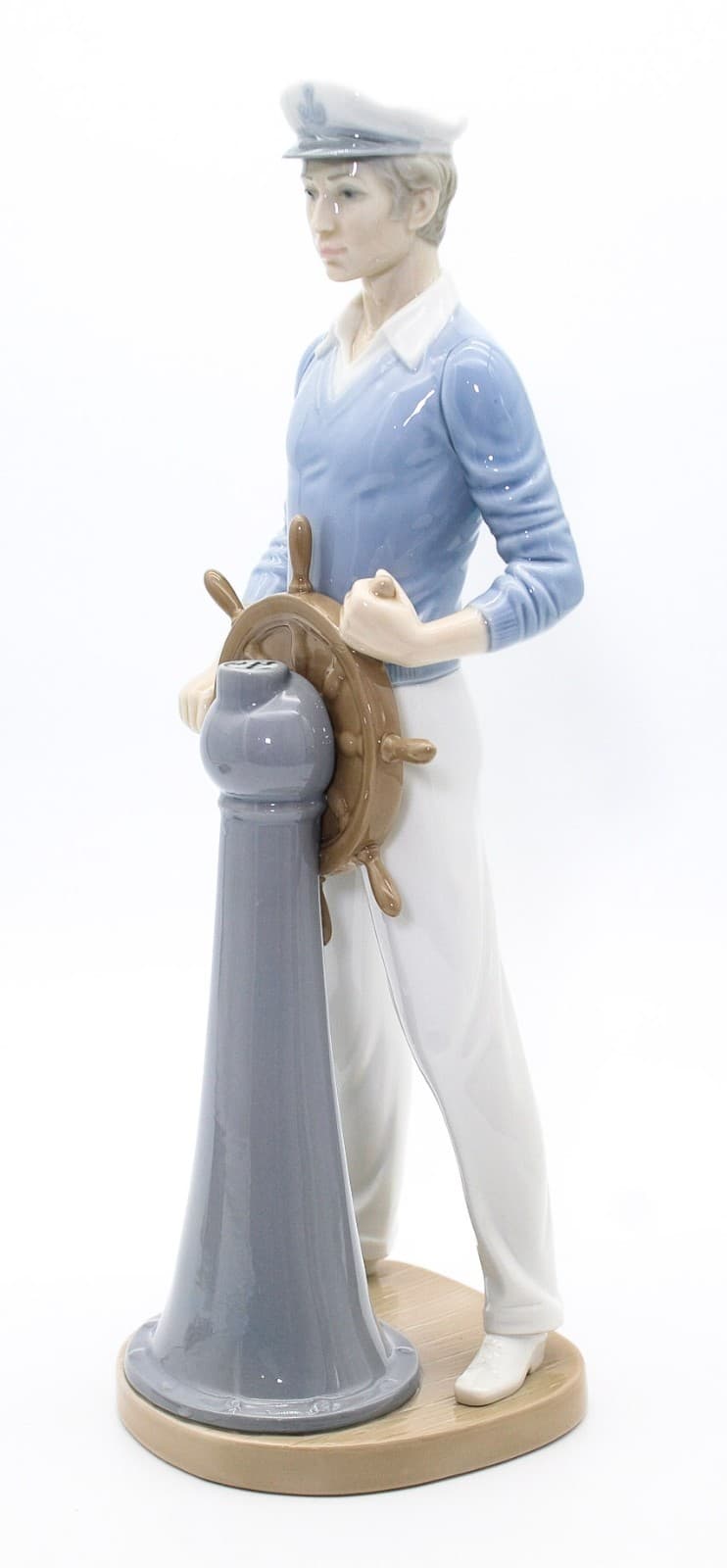 Lladro The Yachtsman #5206 Spain Glazed Porcelain Figure By Francisco Catala 13" - Thumbnail 2