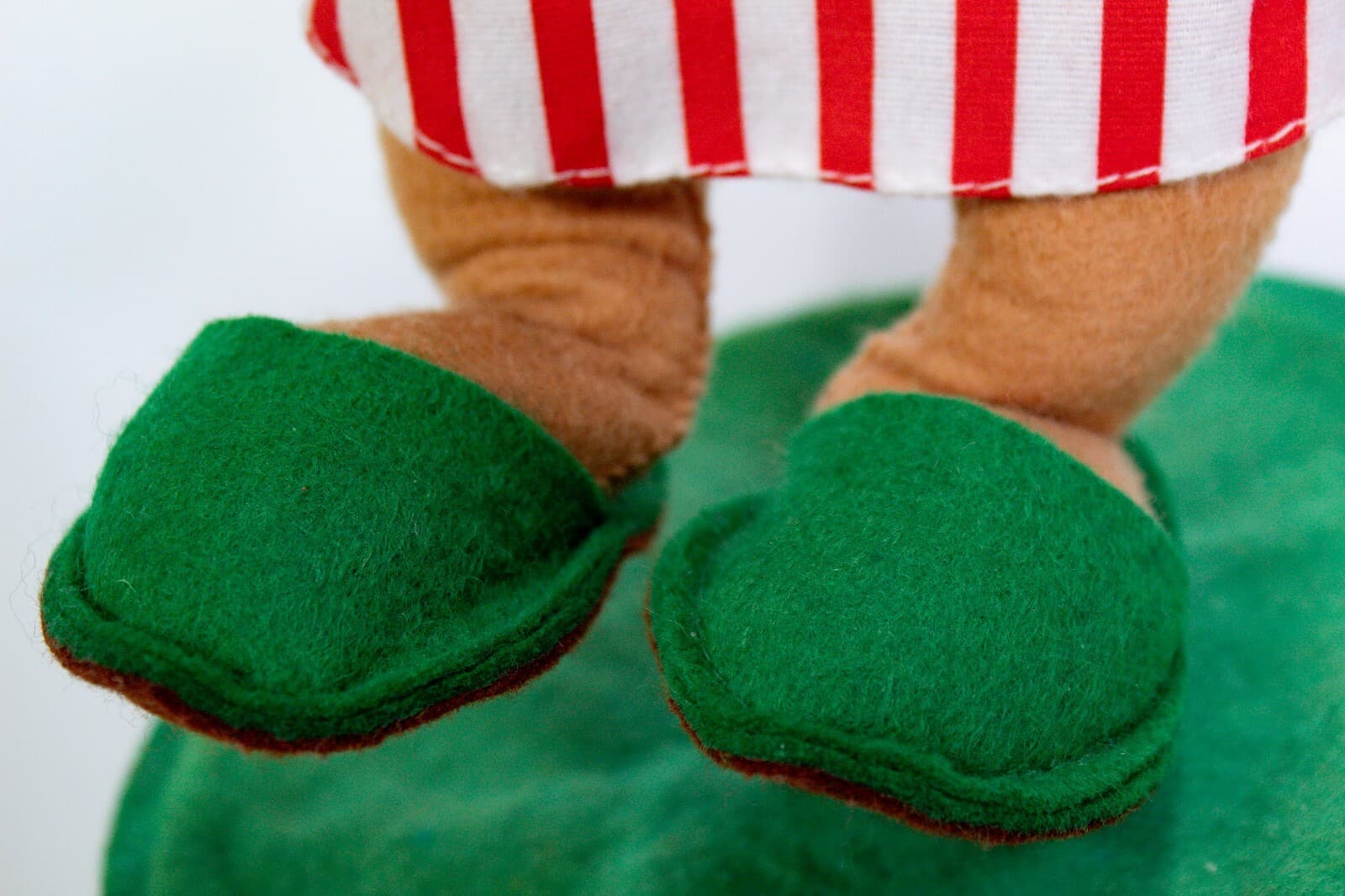 ANNALEE MOBILITEE 1988 Mr. Nightshirt Bear Christmas Artisan Doll 10" - Thumbnail 4