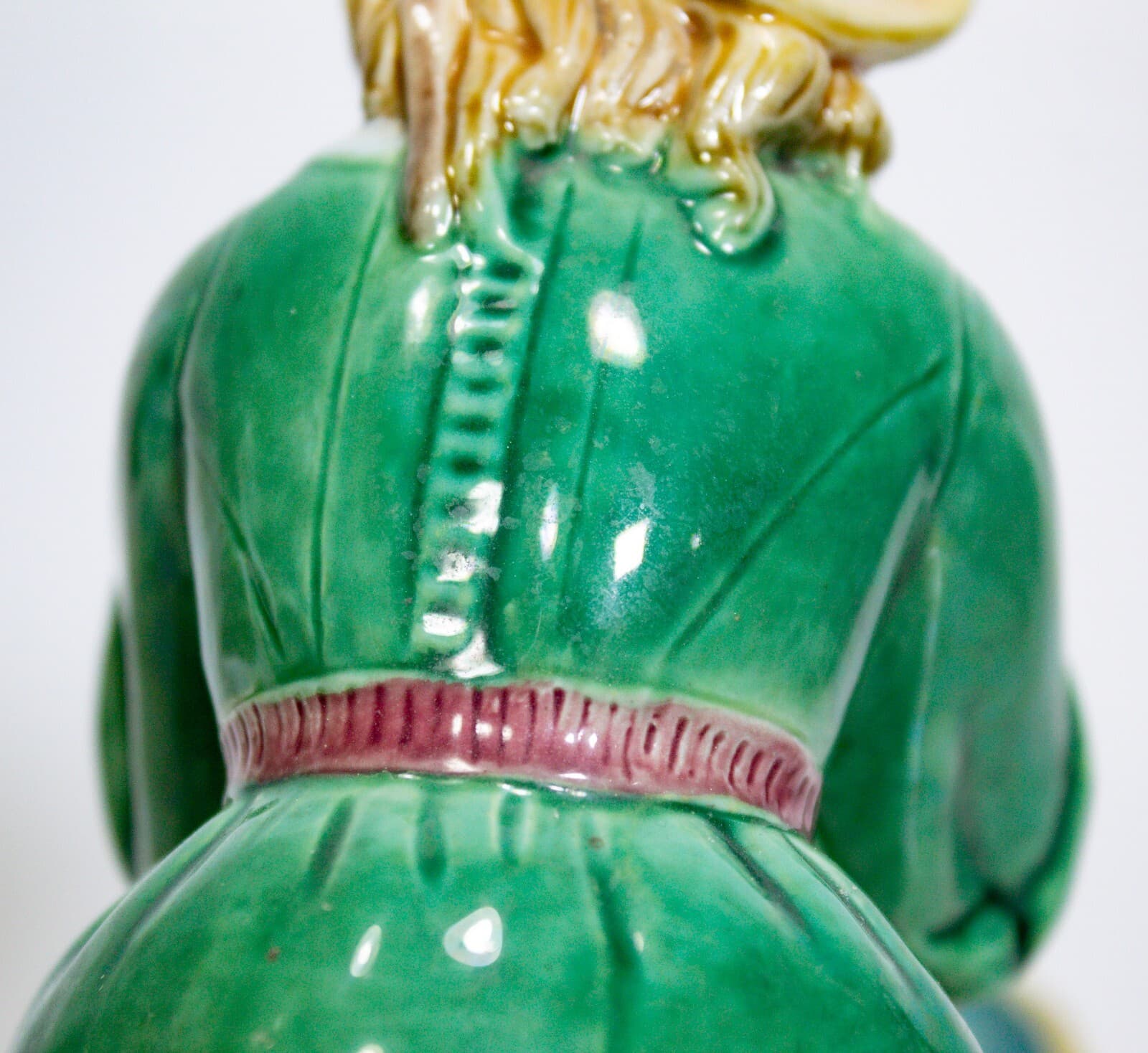Set of 2 MINTON MAJOLICA Boy And Girl Planters With Basket Flower Holder Figures - Thumbnail 5