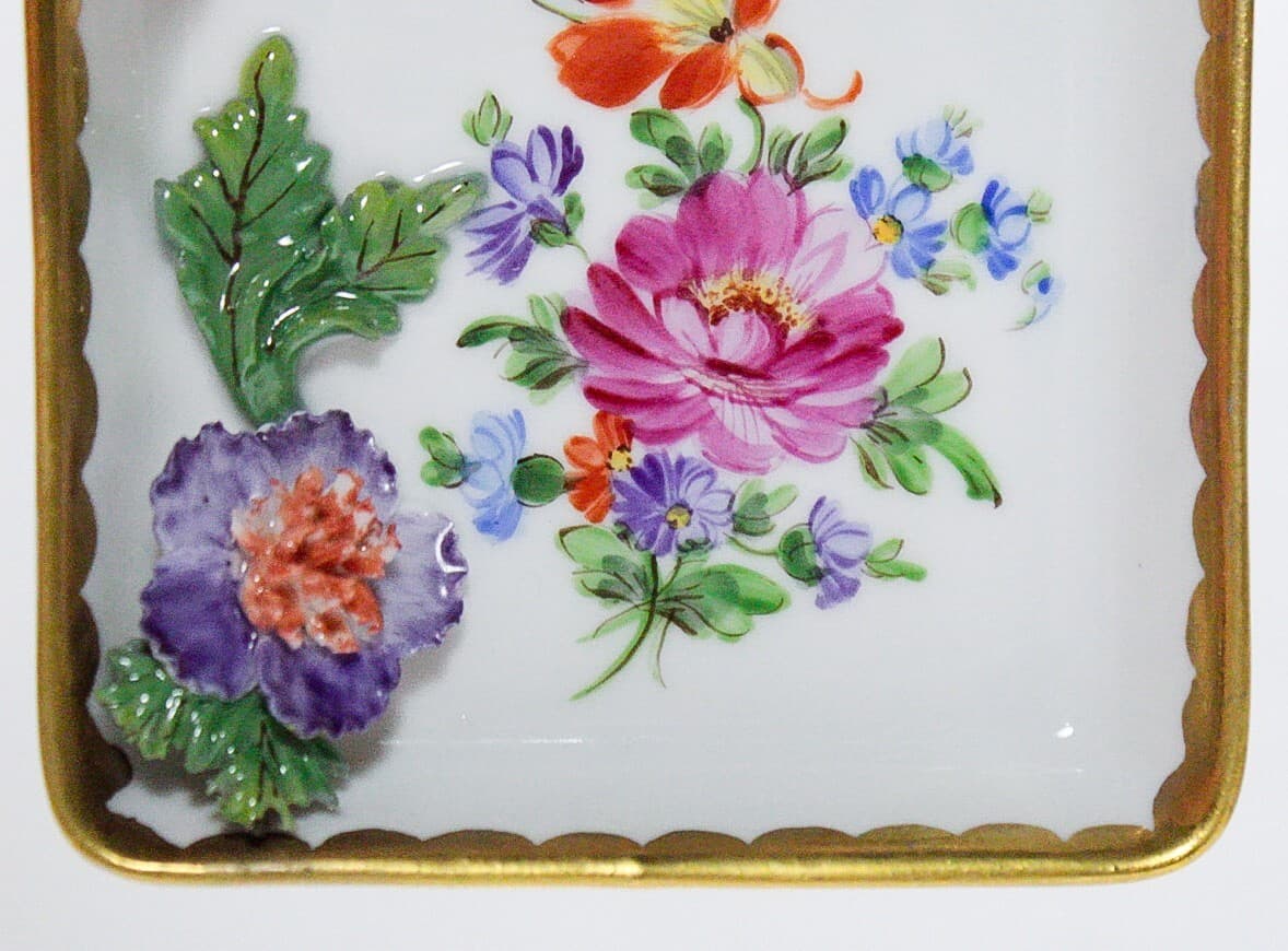 DRESDEN Germany Hand Painted High Relief Floral Motif Porcelain Serving Dish - Thumbnail 4