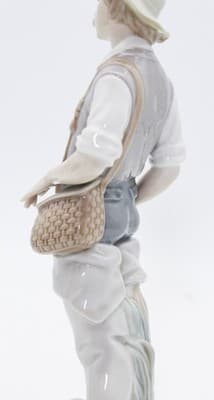 Lladro Going Fishing #4809 Glossy Porcelain Figurine Spain By Salvador Furio - Thumbnail 4