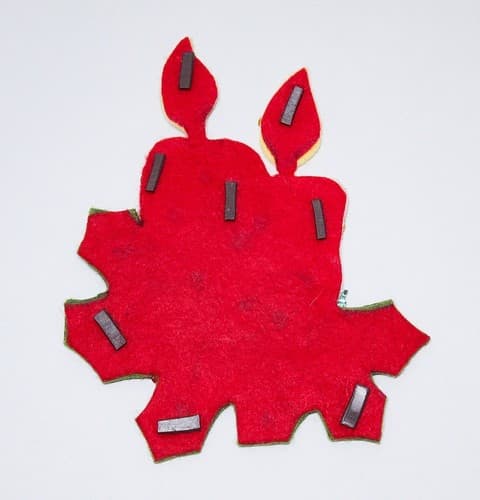 Vintage Handmade Felt Christmas Candles Red & White Magnet Ornament - Thumbnail 5