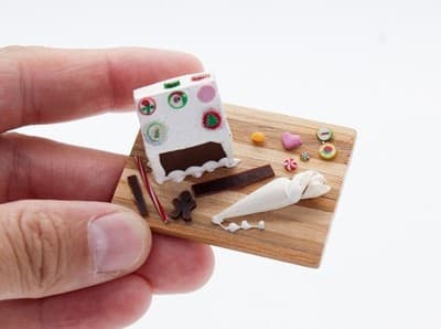 Vintage Dollhouse Miniature Gingerbread House Model Christmas Accessory 1:12 - Thumbnail 2