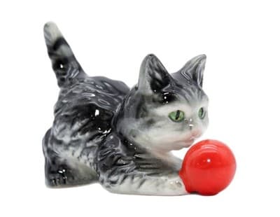 Goebel Hummel Vintage West Germany Playing Cat With Ball Porcelain Figurine - Image 1