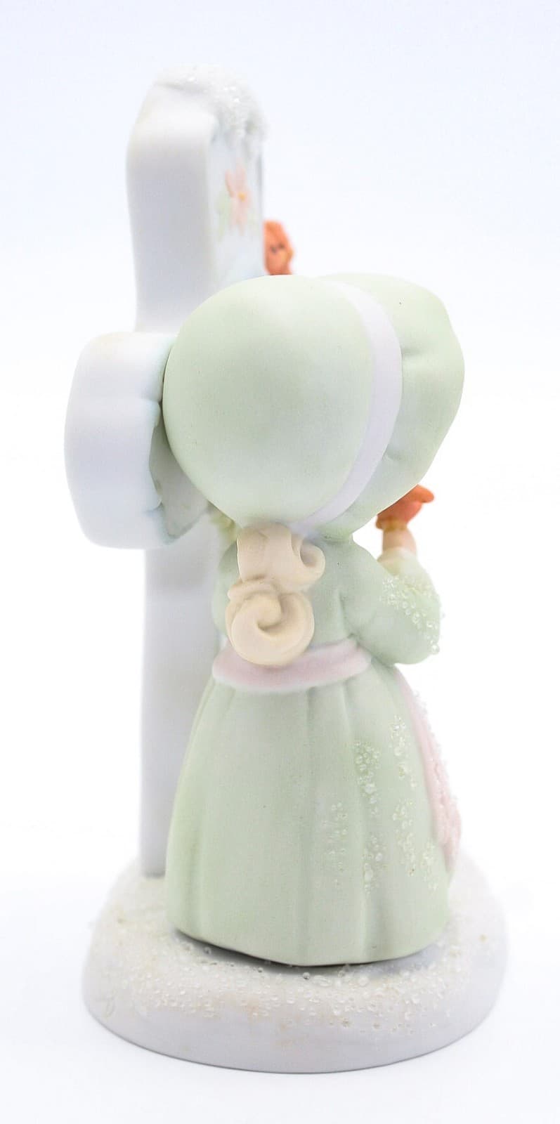 Precious Moments Under His Wings I am Safely Abiding Porcelain Figurine 1997 - Thumbnail 5