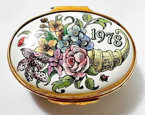 BILSTON & BATTERSEA ENAMELS Halcyon Days Hand Painted Floral 1978 Trinket Box - Thumbnail 4