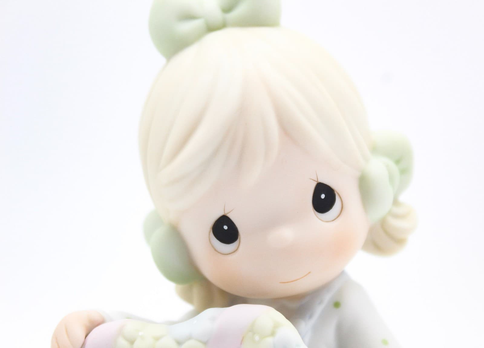 Precious Moments Home Is Where My Heart Is Enesco Porcelain Figurine 1997 - Thumbnail 3
