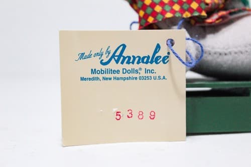 Vintage ANNALEE Mobilitee 1997 "Sledding Mouse" Christmas Felt Doll w/TAG - Thumbnail 6