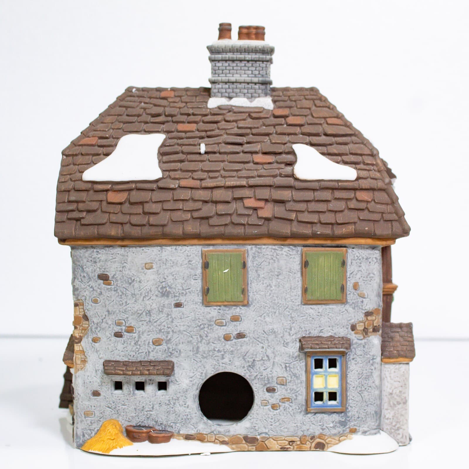 DEPARTMENT 56 "Sir John Falstaff Inn" Porcelain Figurine House With Box & Light - Thumbnail 2